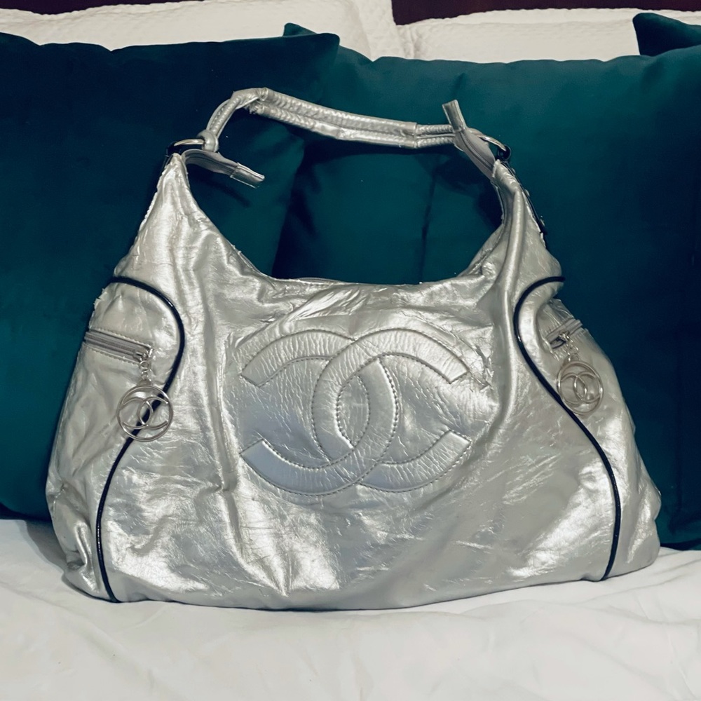 CHANEL Y2K BAG